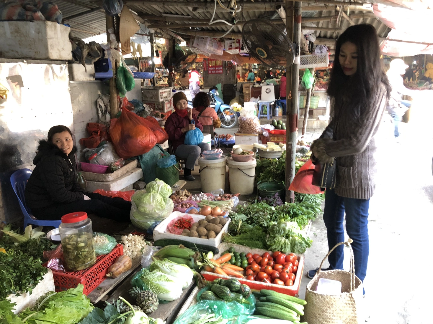 Ha Noi Market Tour, Cooking Class and More