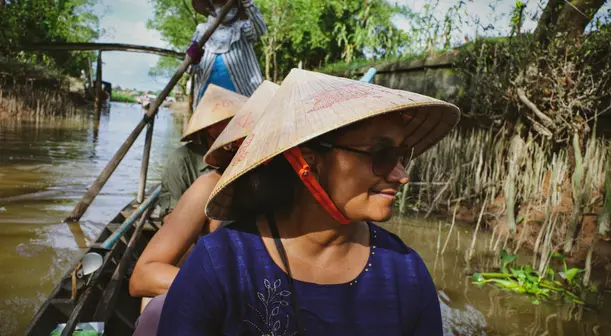 sampan tour of Mekong Delta
